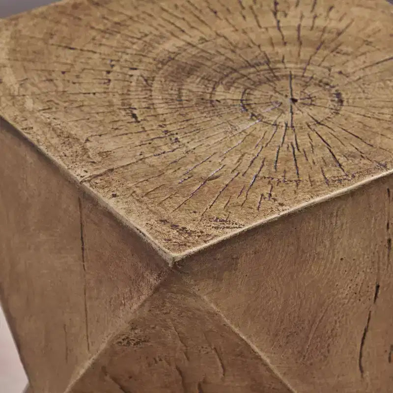 Table d'appoint en béton léger peinte à la main