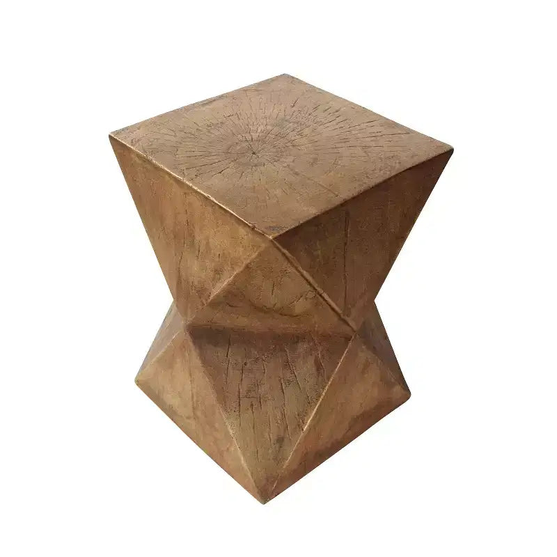Table d'appoint en béton léger peinte à la main