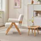 Chaise en bois rembourrée avec accoudoirs