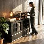 47.04 Buffet moderne avec portes en acrylique incassable – Meuble de rangement à 2 tiroirs avec étagères réglables – Noir mat